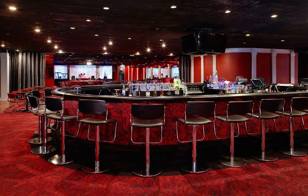 Pocono Palace 3* East Stroudsburg